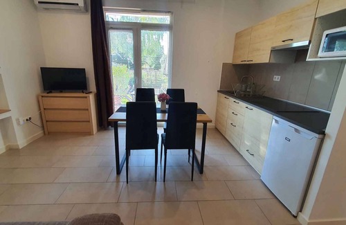 Balatonfoldvar Apartamento | Apartamento vacacional cerca de la playa con wifi