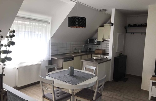 Keszthely Apartamento | Apartamento vacacional a solo 100 m del lago Balaton