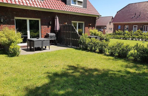 Tannenhausen Casa | Apartamento de vacaciones o Casa de vacaciones con playa privada en el lago en Aurich-Tannenhausen
