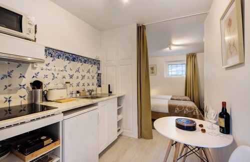 Praia Da Granja Chalet De Esquí | Apartamento vacacional 'Praia Da Granja - Seaside Beach' con vistas al mar, jardín y Wi-Fi