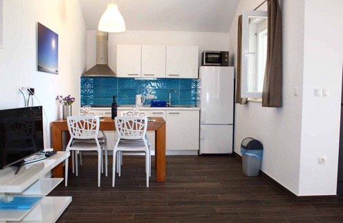 Verunic Apartamento | Apartamento vacacional con vista al mar