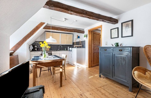 Norddeich Apartamento | Apartamento 'Reetdachhof Familie Dührsen' con terraza compartida, jardín compartido y Wi-Fi