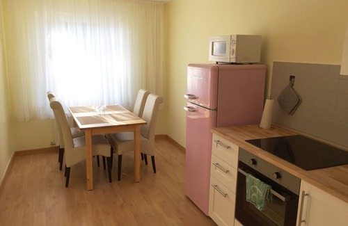 Neuendorf Apartamento | Apartamento 'Rheinblick Wohnung 3' con terraza compartida y Wi-Fi