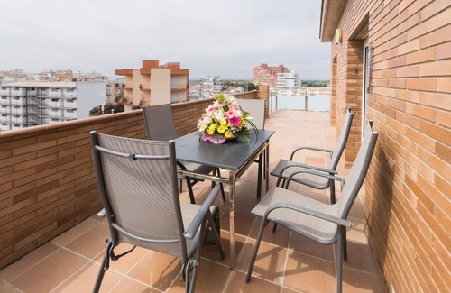 Santa Margarida Apartamento | Holiday apartment Roses for 1 - 4 persons with 1 bedroom - Holiday apartment