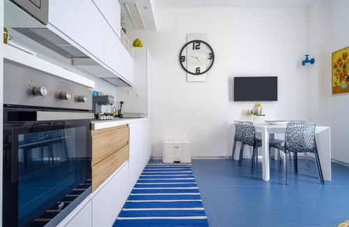 San Cataldo Apartamento | Apartamento vacacional SoleLuna con vistas al mar, terraza y Wi-Fi