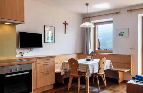Albions Apartamento | Apartamento vacacional "Schlern Winklerhof" con vistas a la montaña, jardín y Wi-Fi
