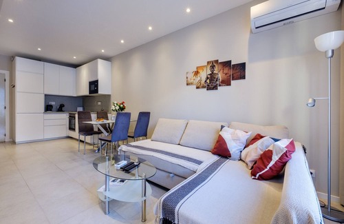 Gambetta Apartamento | Apartamento vacacional "Vistas al mar" cerca de la playa con balcón y Wi-Fi