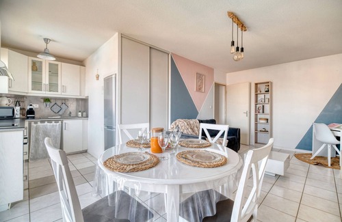Saint - Martin - du - Touch Apartamento | Apartamento vacacional "Spacieux Proche Aéroport Et Airbus" con piscina climatizada y Wi-Fi