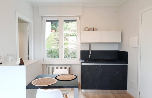 Someraro Apartamento | Apartamento de vacaciones Stresa para 1 - 2 personas - Apartamento en casa unifamiliar o plurifamili