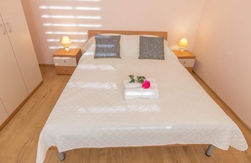 Lovrec Apartamento | Holiday apartment Studenci for 1 - 9 persons with 5 bedrooms - Holiday apartment in one or multi-fam