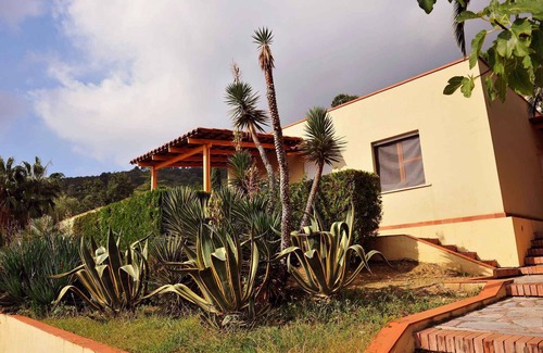 Palinuro Apartamento | Apartamento vacacional en medio de la naturaleza mediterránea con barbacoa