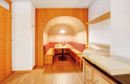 Valdidentro Apartamento | Apartamento vacacional "Tra-Monti E Mare" con vistas a la montaña, terraza privada y sauna