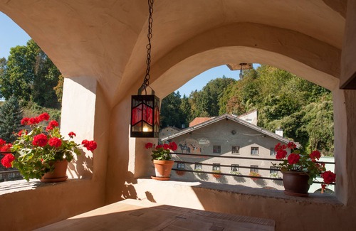 Trostberg Apartamento | Apartamento Turmpalais en la torre de Schloss Schedling cerca del Chiemsee