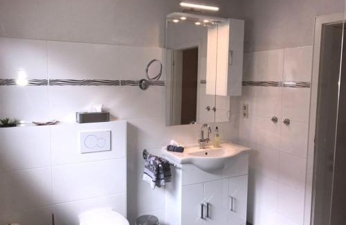Nieder-Werbe Apartamento | Holiday apartment village view