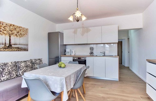 Cove Murtar Apartamento | Apartamento vacacional con terraza y vista al mar