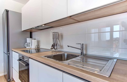 Cove Murtar Apartamento | Apartamento vacacional con terraza y vista al mar
