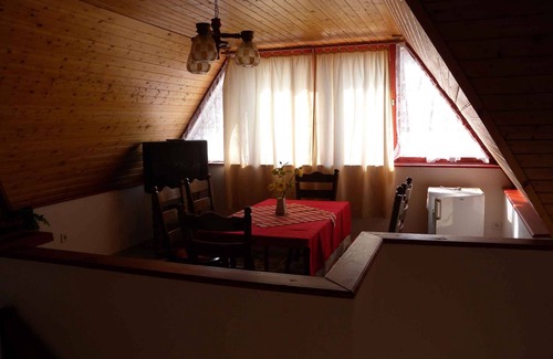 Felsopahok Apartamento | Apartamento vacacional con cenador y piscina