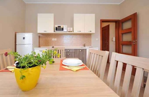 Srima Apartamento | Holiday apartment with air conditioning and internet