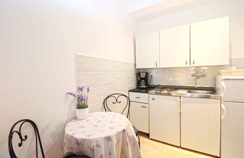 Valbandon Apartamento | Holiday apartment with air conditioning