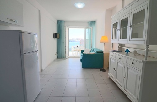 Otranto Apartamento | Holiday Apartment With Air Conditioning And Panoramic Sea View Pets Allowed