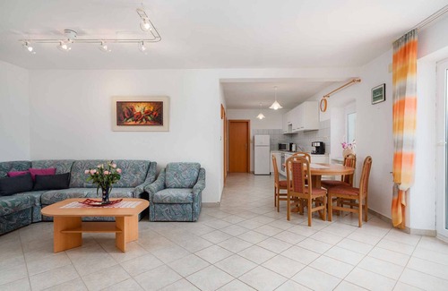 Valica Apartamento | Apartamento vacacional con aire acondicionado e internet