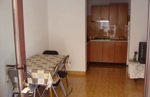 Vodice Apartamento | Holiday apartment with balcony and air conditioning