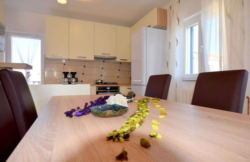 Porat Apartamento | Apartamento vacacional con aire acondicionado y vista al mar