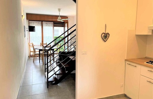 Bibione Lido dei Pini Apartamento | Apartamento vacacional con jardín en una zona tranquila
