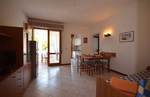 Lignano Pineta Apartamento | Apartamento vacacional con piscina en zona verde