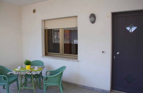 Lignano Sabbiadoro Apartamento | Apartamento vacacional con balcón