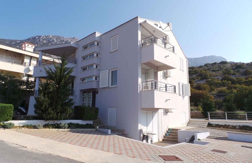 Ribarica Apartamento | Holiday apartment with use of pool