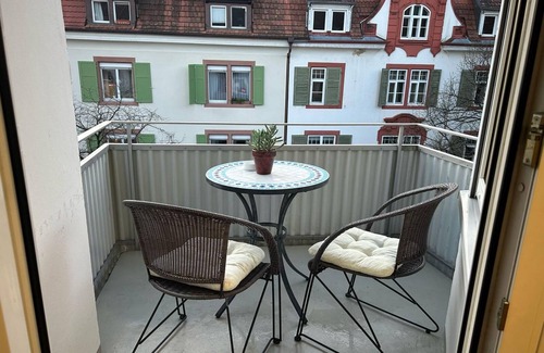 Altstadt Apartamento | Apartamento vacacional 'Wohnen Im Paradies' con balcón y Wi-Fi