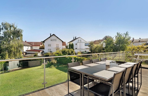 Renchen Apartamento | Apartamento vacacional "Wolf's Ortenau" con balcón y Wi-Fi