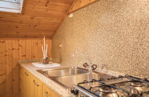 Giogo Piccolo Apartamento | Vacaciones en Farmyard Rosshof - Apartamento Ático Mansardato con Wi-Fi y balcón