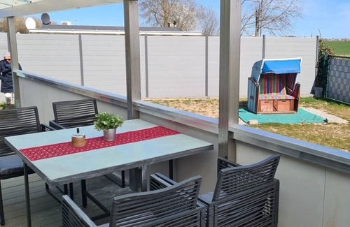 Elmenhorst/Lichtenhagen Apartamento | holiday apartment/apt. for 6 guests with 50m² in Elmenhorst/Lichtenhagen (166155)