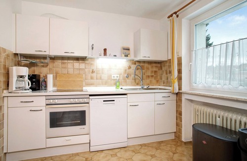 Kressbronn Apartamento | Apartamento vacacional "Schwenck" con terraza compartida, jardín compartido y Wi-Fi