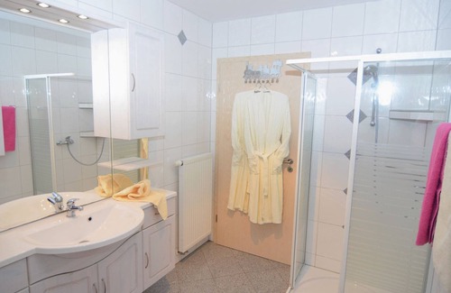 Prackenbach Apartamento | Acogedor Apartamento en Prackenbach con Piscina
