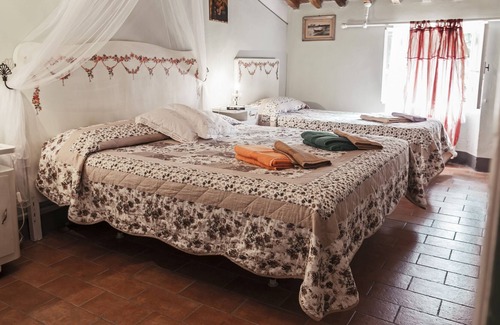 Vernio Otro | granja de vacaciones en la Toscana con piscina, productos orgánicos locales y unas vistas impresionantes