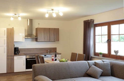 Dreislar Apartamento | Apartamento con terraza y vistas a la montaña