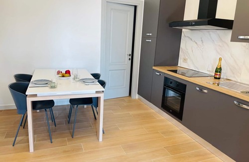Melazzo Apartamento | Holiday Flat in Villa with pool