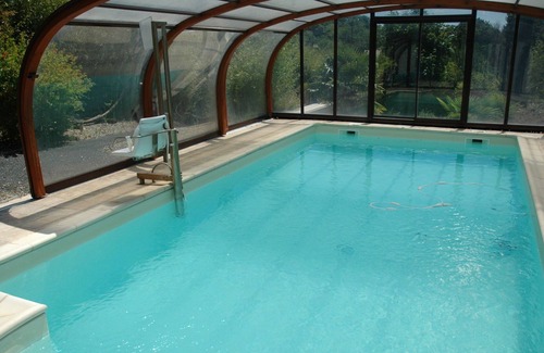 Castelnaud-la-Chapelle Casa | Vivienda adosada con jardín, para dos personas y un bebé, en un pequeño parque.