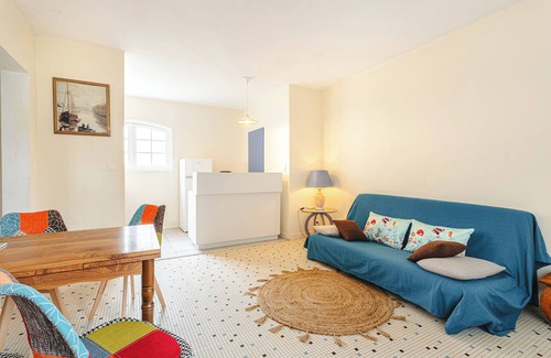 Saint-Trojan-les-Bains Casa | Casa de vacaciones 'Longère Proche Plage Et Forêt 1' con terraza compartida, jardín y Wi-Fi