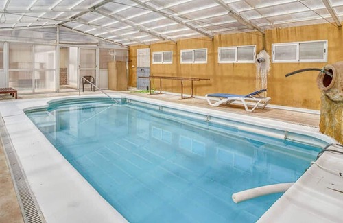 Oria Casa | Holiday home communal heated swimming pool