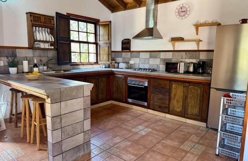 Los Llanos de Aridane Casa | Casa de vacaciones 'Casa Castro' con vistas a la montaña, piscina privada y Wi-Fi