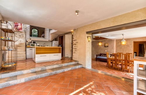 Notre-Dame-de-Londres Casa | Casa de vacaciones 'Mas Grand Bosc' con piscina compartida, terraza privada y Wi-Fi