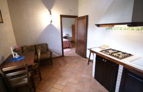Montone Casa | Casa de vacaciones en Montone con piscina