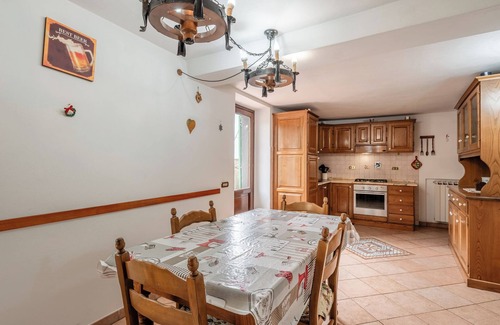 San Marcello Piteglio Casa | Holiday Home 'Africo Con Vista' with Mountain View, Private Garden and Balcony