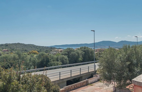 Case Peschiera-Lu Fraili Casa | Casa de vacaciones 'Villetta Sarda' con terraza privada y aire acondicionado
