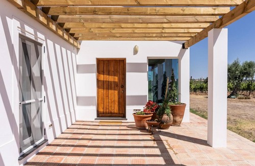 Reguengos de Monsaraz Casa | Casa de vacaciones 'Courela Da Lameira' con terraza privada, Wi-Fi y aire acondicionado