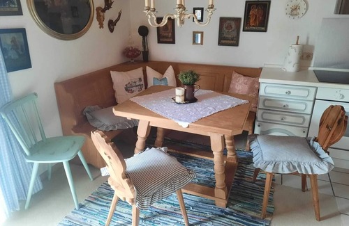 Oberwarngau Apartamento | ♥︎ Holiday happiness in a stylish country house - rural, close to nature, central ♥︎